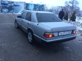 Mercedes Series (W124) foto 4