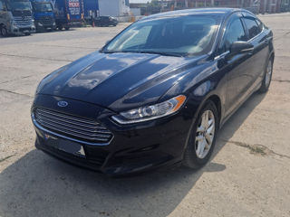 Ford Fusion foto 1