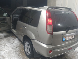 Nissan X-Trail foto 4