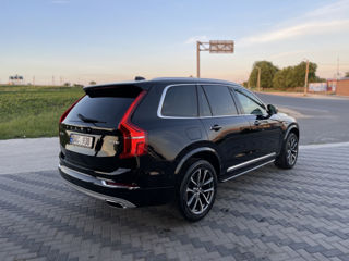 Volvo XC90 foto 3