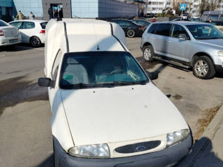 Ford Courier foto 2