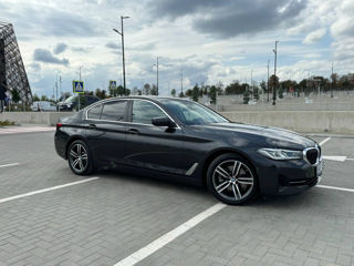 BMW 5 Series foto 2