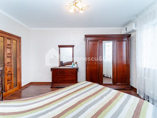 Apartament cu 2 camere, 80 m², Botanica, Chișinău foto 13