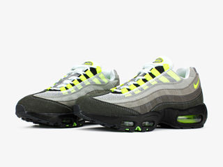 Nike Air Max 95 OG Neon foto 3