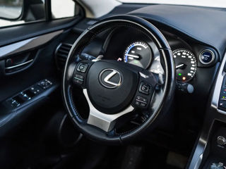 Lexus NX Series foto 13