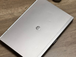 HP Eelitebook 8570p foto 2