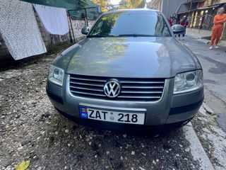 Volkswagen Passat foto 3