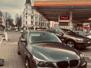 BMW 5 Series foto 14