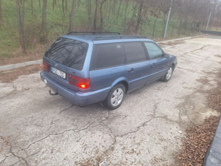 Volkswagen Passat foto 3