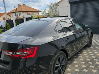 Skoda Superb фото 6