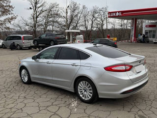 Ford Fusion foto 3