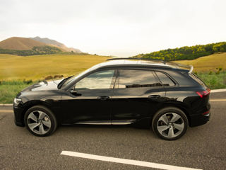 Audi e-tron foto 2