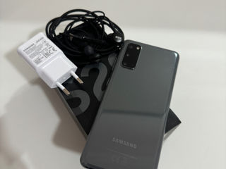 Samsung Galaxy S 20 Grey