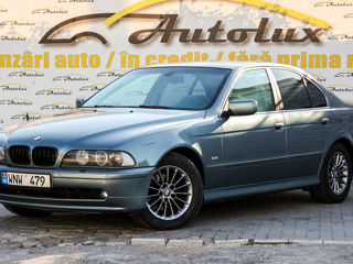 BMW 5 Series foto 4