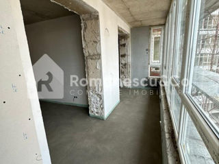 Apartament cu 2 camere, 73 m², Buiucani, Chișinău foto 3