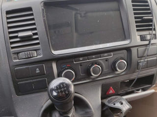 Volkswagen T 5 +,bază lungă,6 locuri,6viteze,140k.p.revizie tehnica 05.2026. фото 9