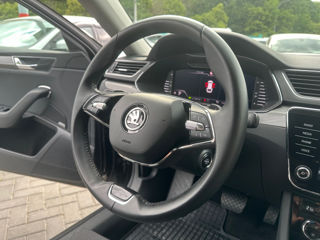 Skoda Superb foto 9