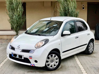 Nissan Micra foto 1