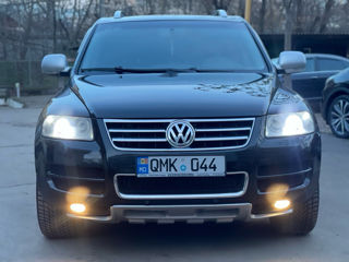 Volkswagen Touareg foto 3