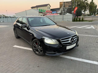 Mercedes E-Class foto 1