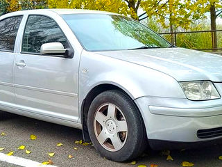 Volkswagen Bora foto 2