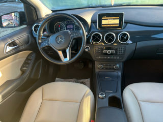 Mercedes B-Class foto 15