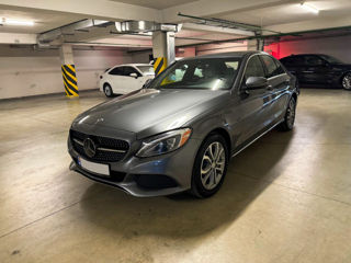 Mercedes C-Class foto 2