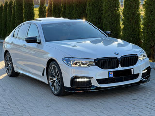 BMW 5 Series foto 10