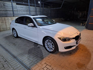 BMW 3 Series foto 10