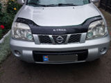 Nissan X-Trail foto 2