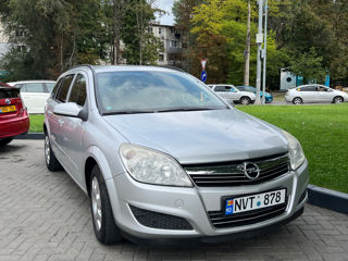 Opel Astra foto 1