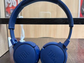 Căşti JBL Tune 660NC- 550 lei