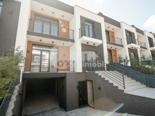 Townhouse 3 nivele, 200 mp, 200000 €, Codru.