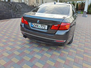 BMW 5 Series foto 6