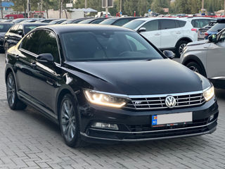 Volkswagen Passat foto 4