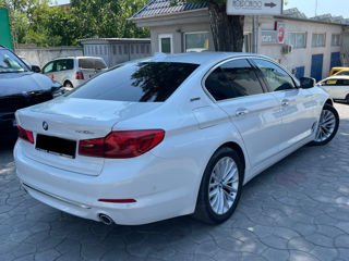 BMW 5 Series foto 4