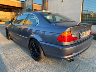 BMW 3 Series Coupe foto 3