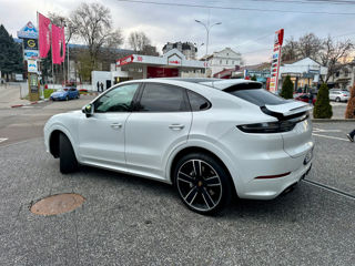 Porsche Cayenne Coupe foto 4