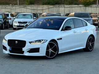 Jaguar XE foto 3