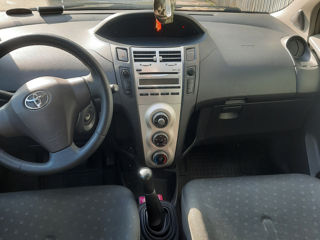 Toyota Yaris foto 3
