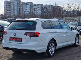 Volkswagen Passat foto 6