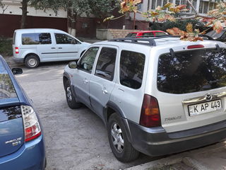 Mazda Tribute foto 3