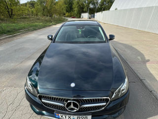 Mercedes E-Class foto 2