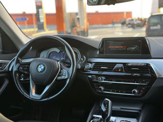 BMW 5 Series foto 6