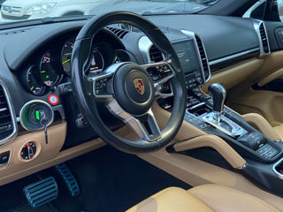 Porsche Cayenne foto 8