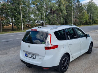 Renault Grand Scenic foto 3