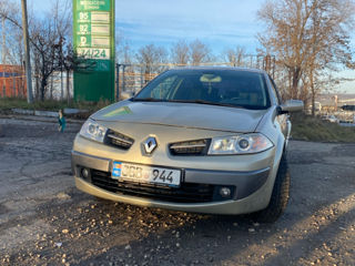 Renault Megane foto 2