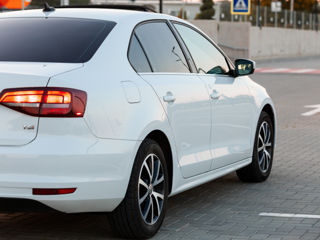 Volkswagen Jetta foto 5