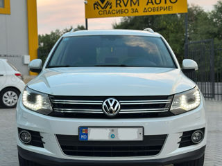 Volkswagen Tiguan foto 2