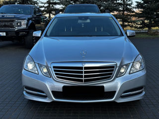 Mercedes E-Class foto 2